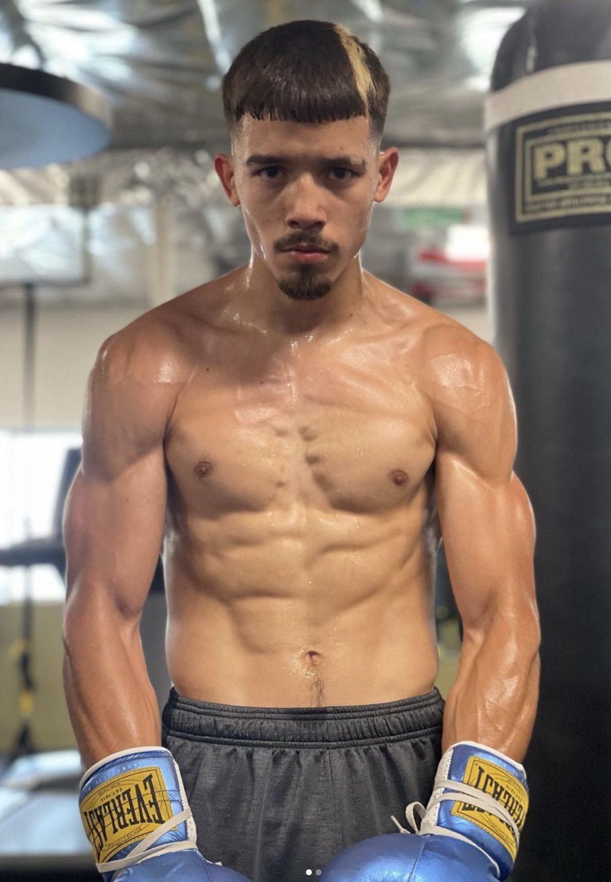 Manuel Flores