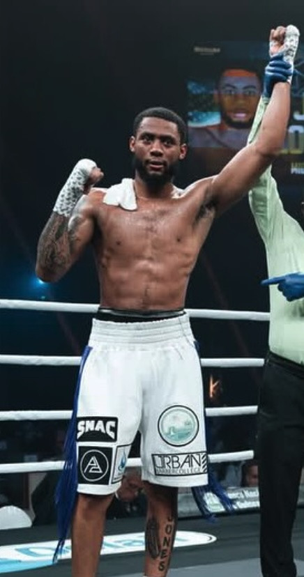 Professional boxer Amari Jones - middleweight division