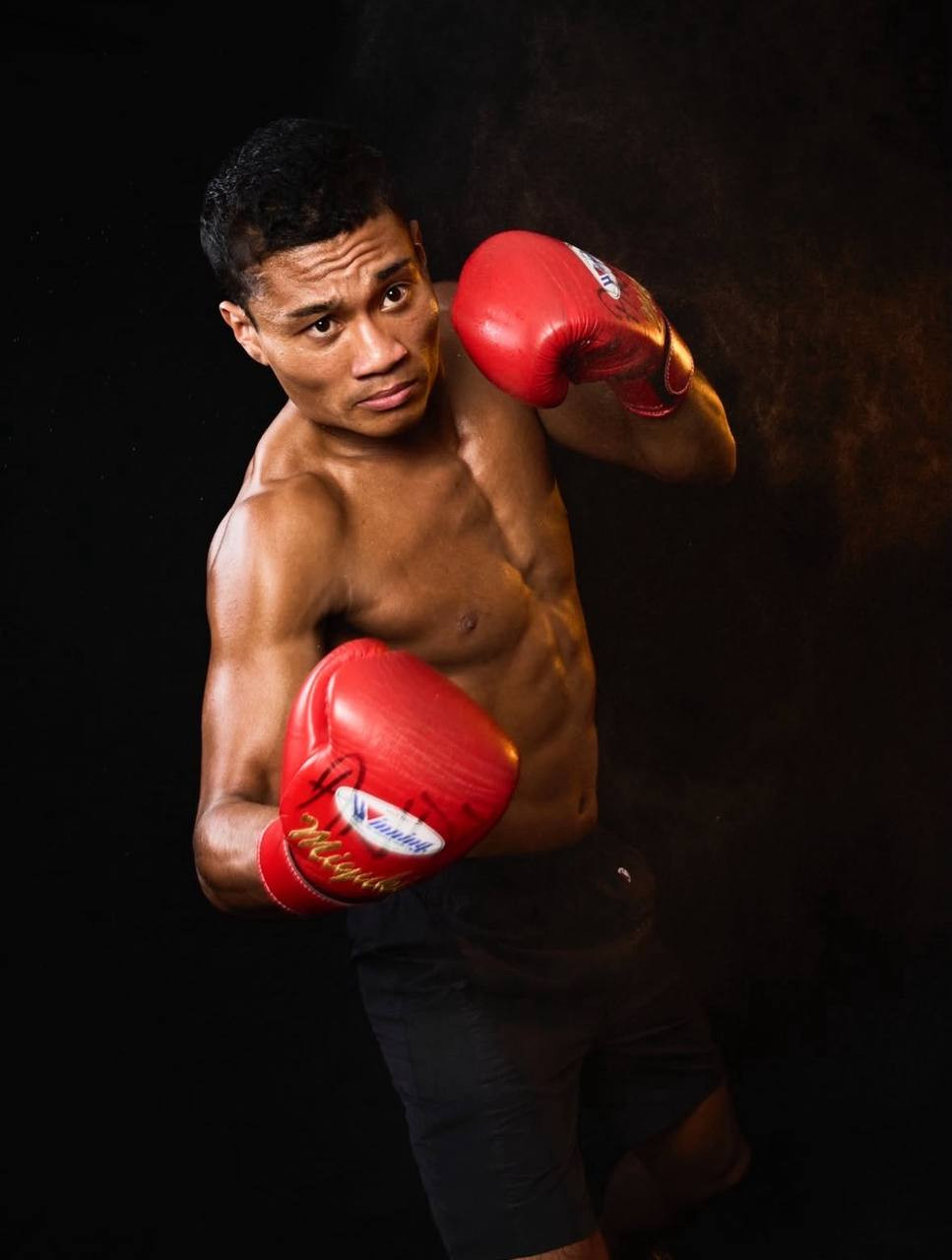 Professional boxer Andy Hiraoka - juniorWelterweight division