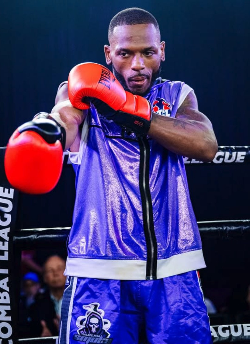 Professional boxer Nahir Albright - juniorWelterweight division