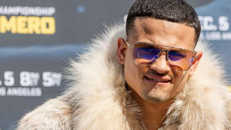 Rolando "Rolly" Romero receives a chance to challenge the WBA 140-pound champion Alberto Puello