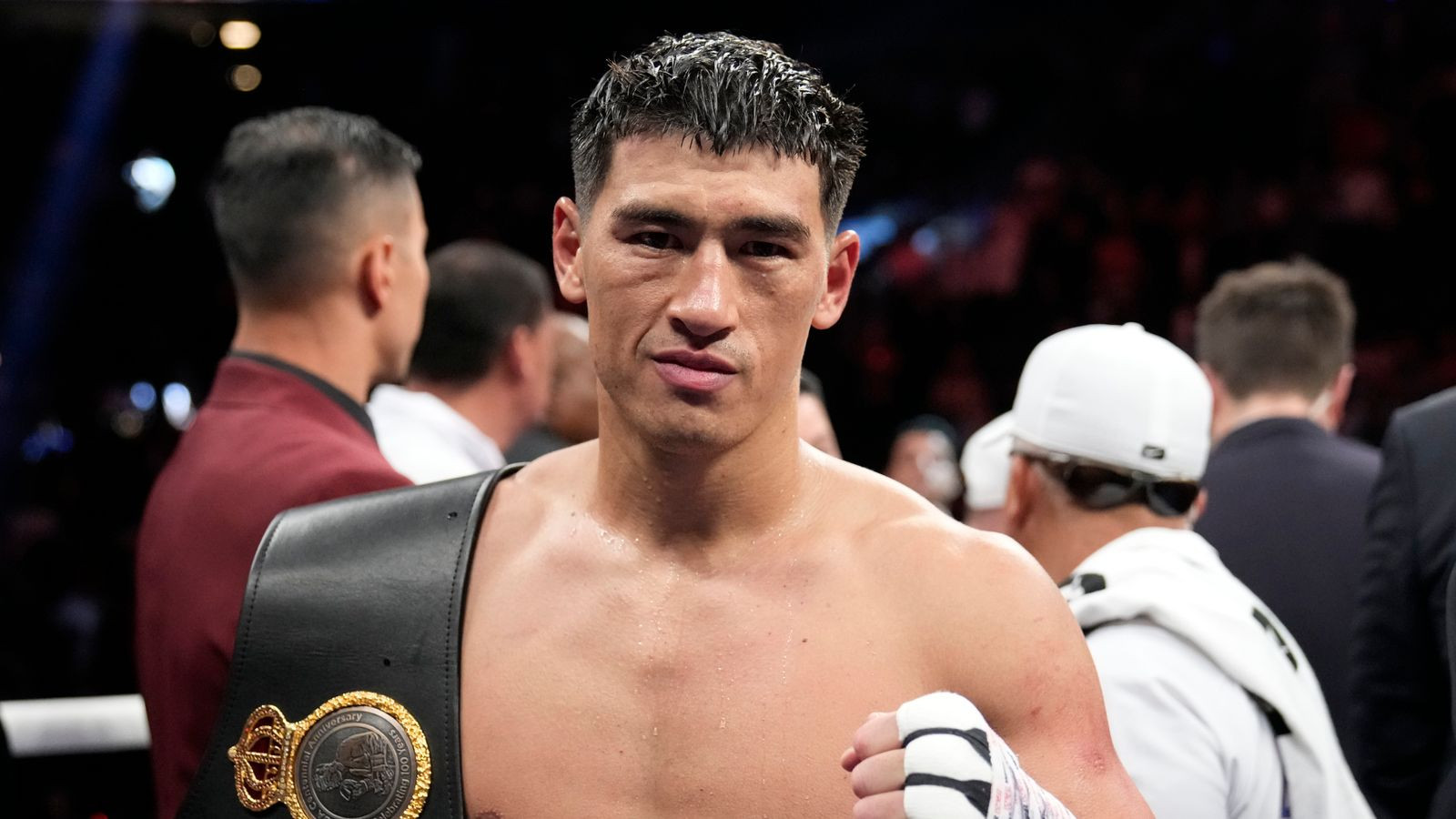 Dmitry Bivol prefers to conquer light heavyweight division before moving up