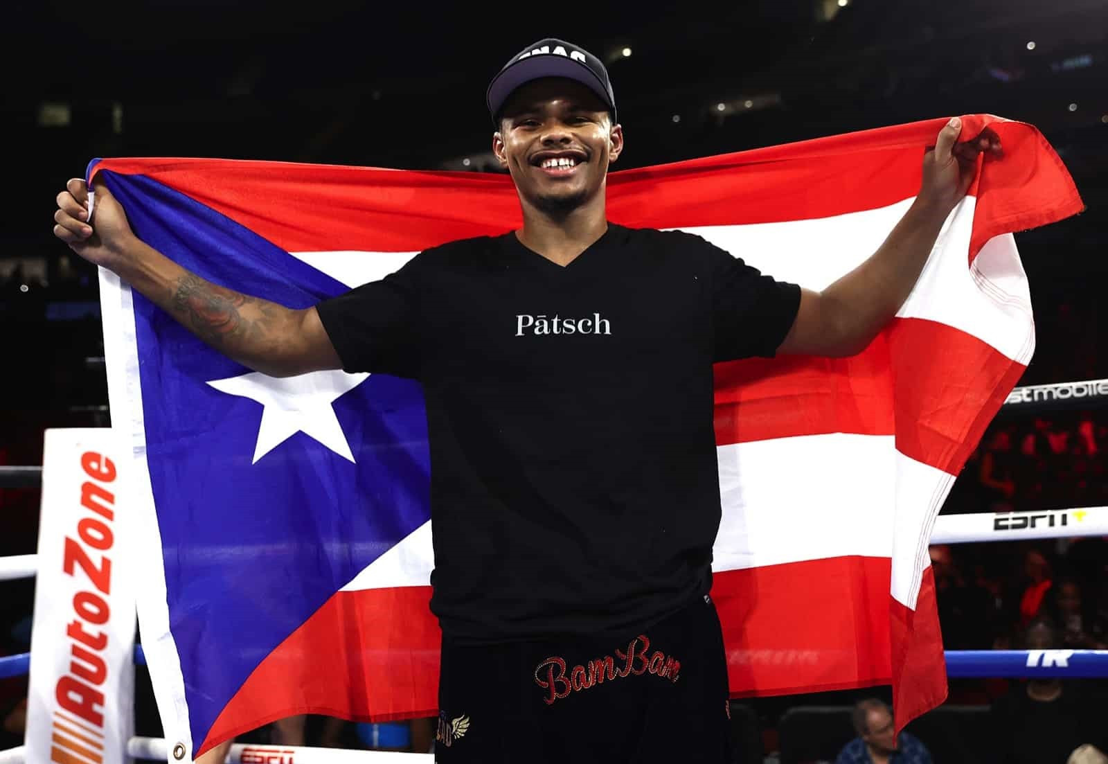 Shakur Stevenson forecasts an eleventh-round victory for Crawford over Spence