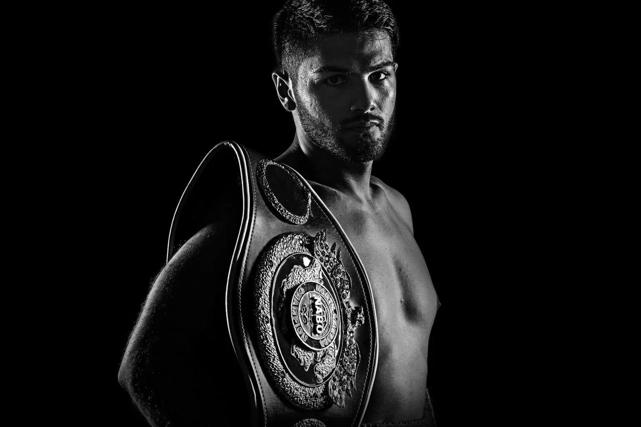 Erik Bazinyan and Ronald Ellis set to clash on October 11th