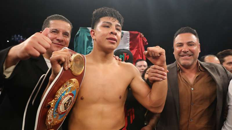 Will Munguia’s youth and heart be a challenge for Canelo?