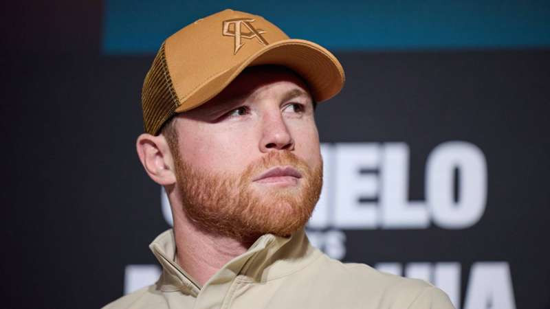 Canelo is ducking Benavidez