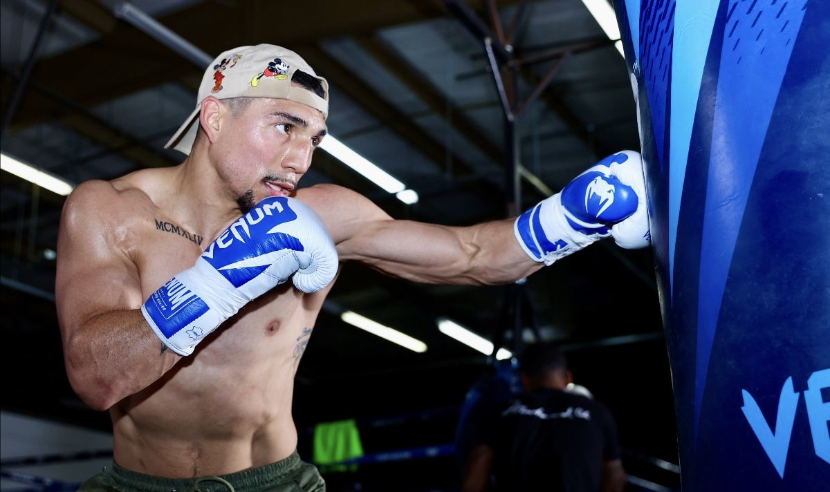 WBO welterweight title please!