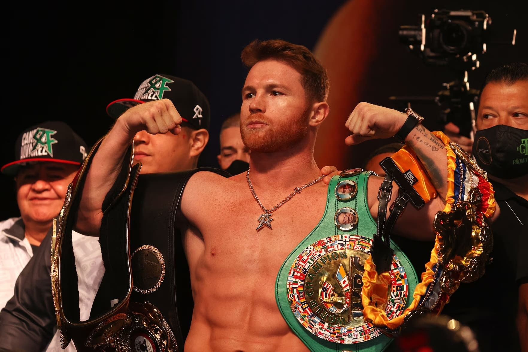 Canelo vs. UFC: Who wins?