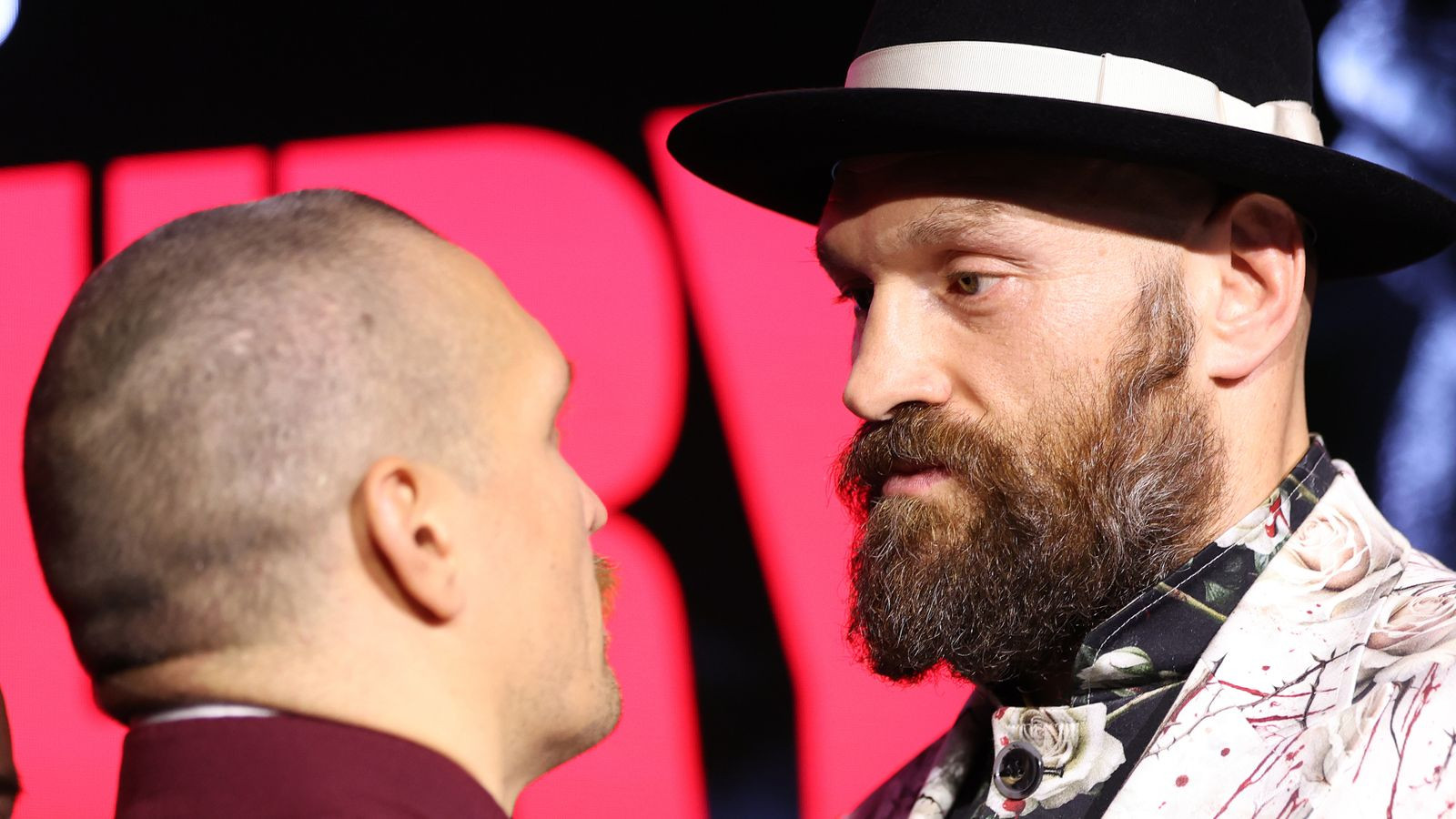 Lennox Lewis: “Fury is scared!”