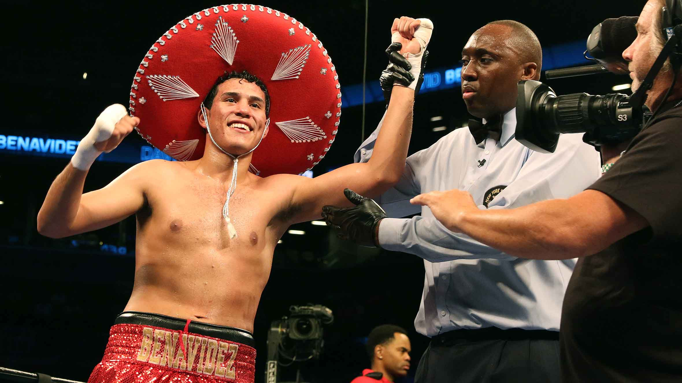 Team Benavidez calls out Bivol‑Beterbiev