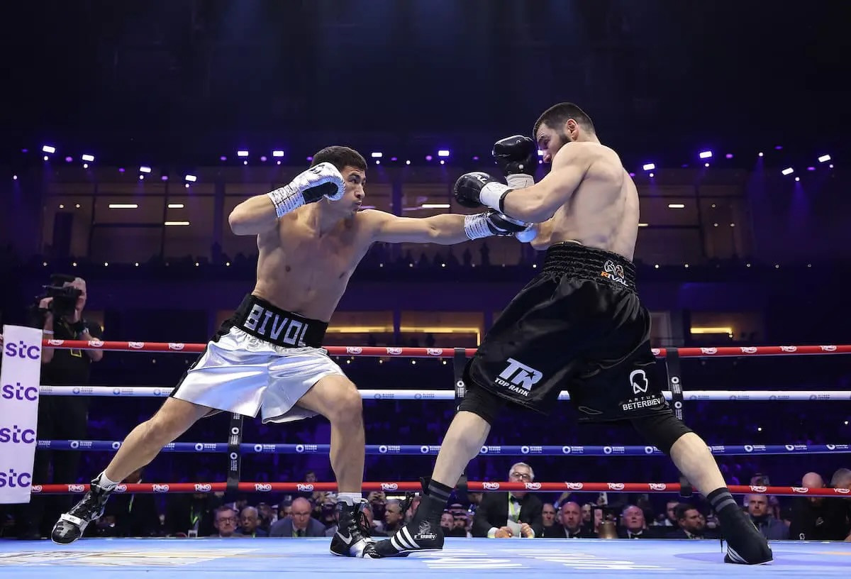 Bivol-Beterbiev III scheduled for autumn
