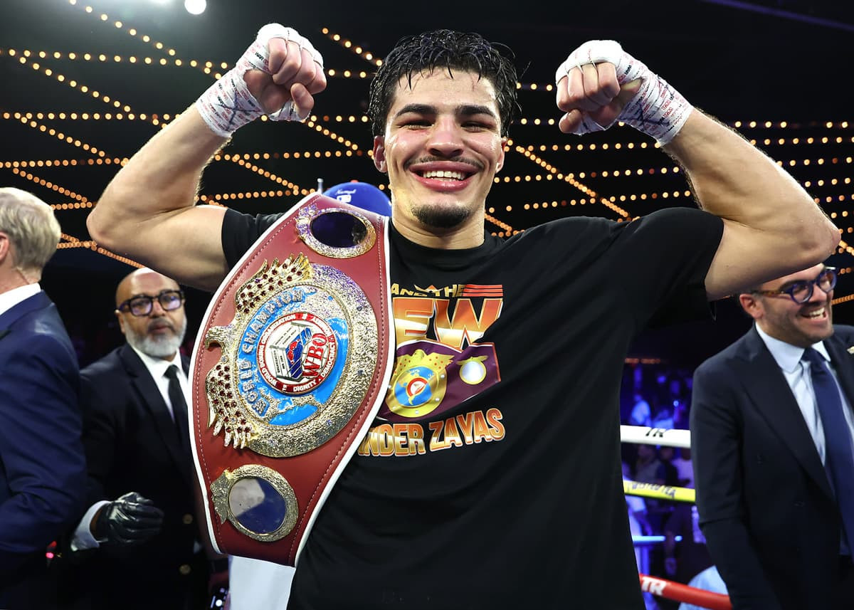 Who is the boxing’s youngest world champion?