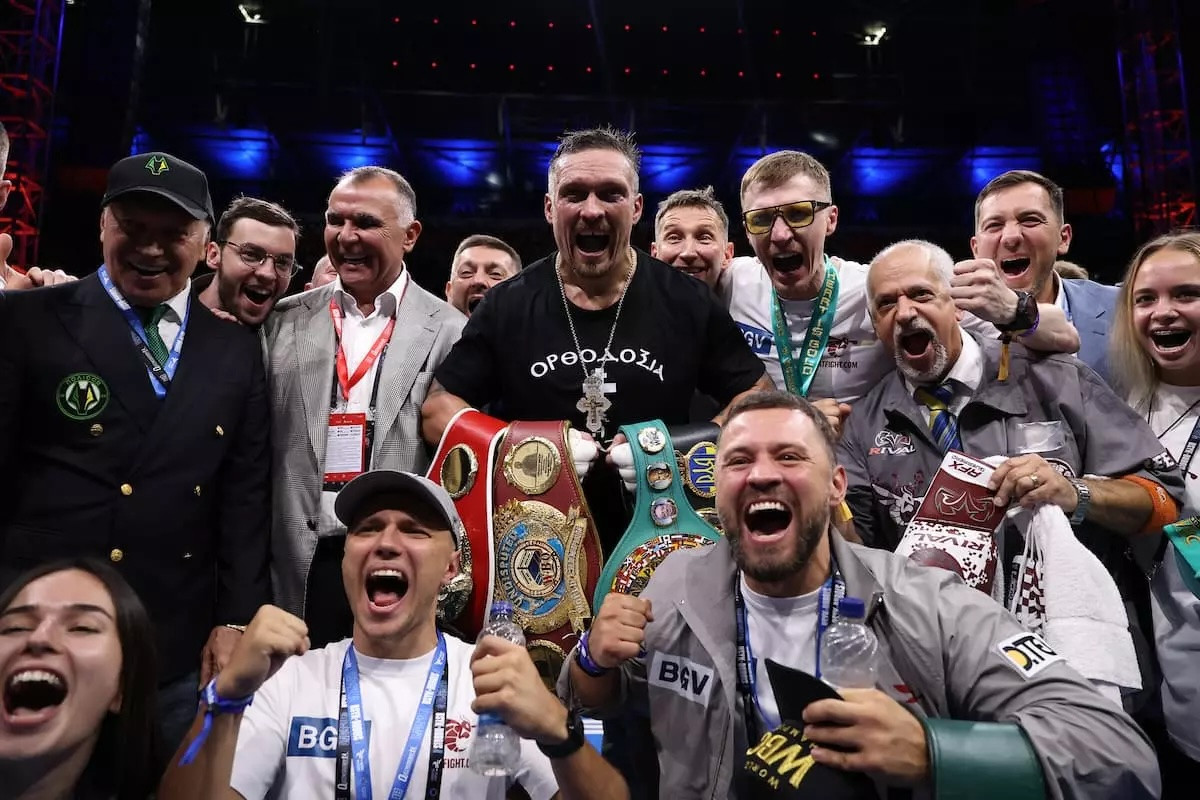 Usyk vs. Wilder set to move forward with titles intact, team confirms