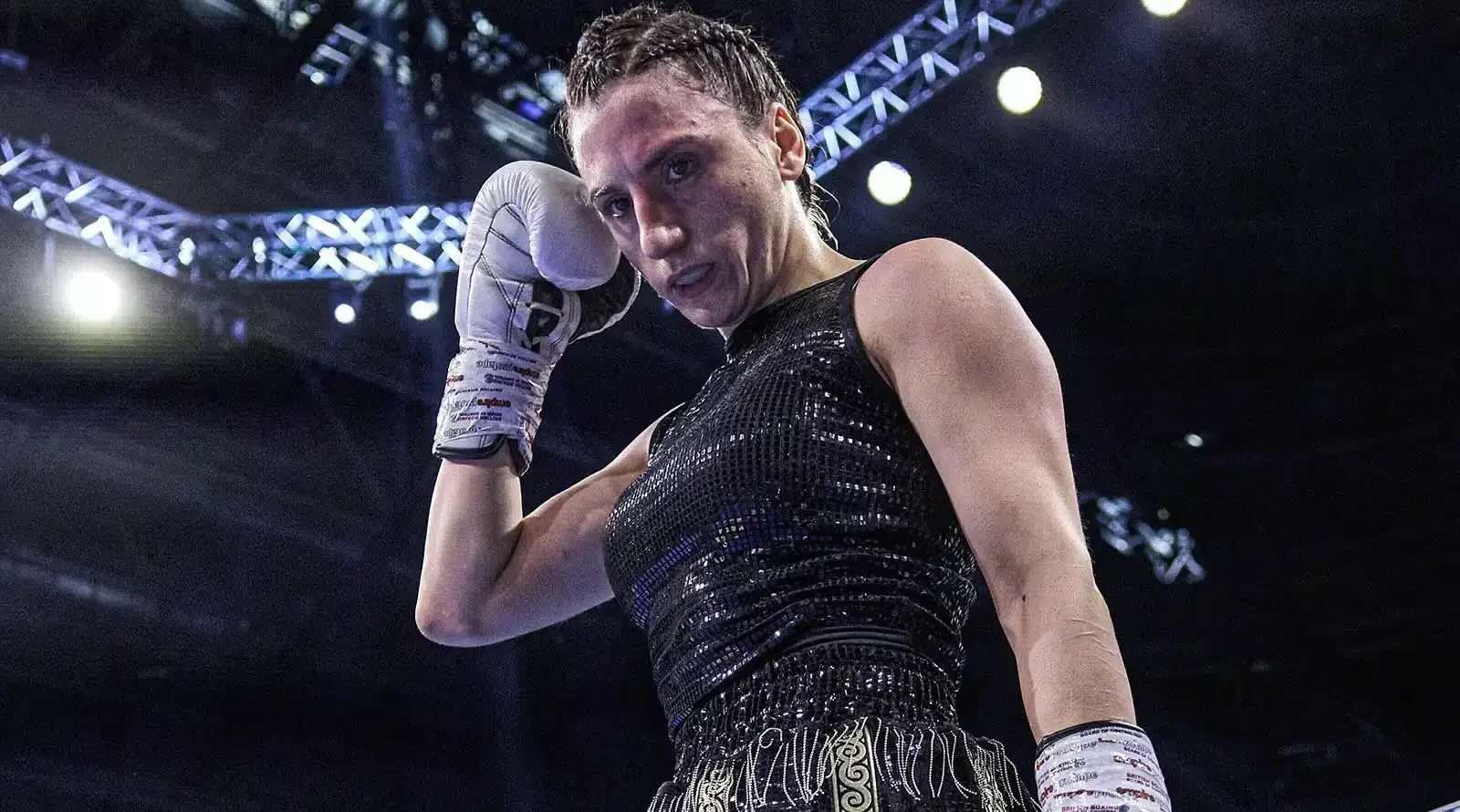 Elif Nur Turhan title defense added to Murtazaliev-Kelly