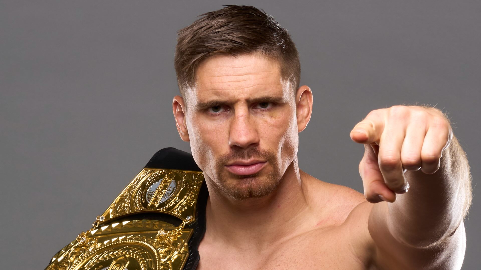 Verhoeven wants to fight anyone at heavyweight, but...