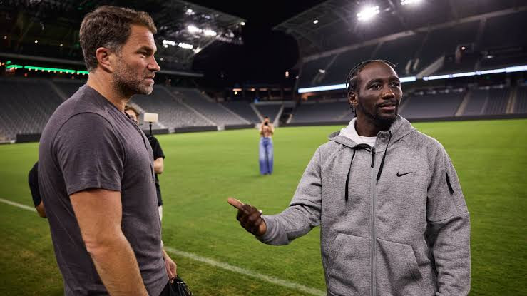 Eddie Hearn wants Terence Crawford to return for Jaron Ennis fight